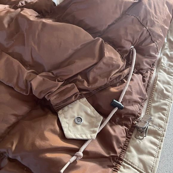 Long puffer down filled Canadian winter parka - Picture 14 of 16